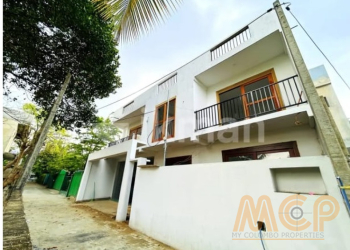 House for Sale Boralegamuwaa Ref# H4607